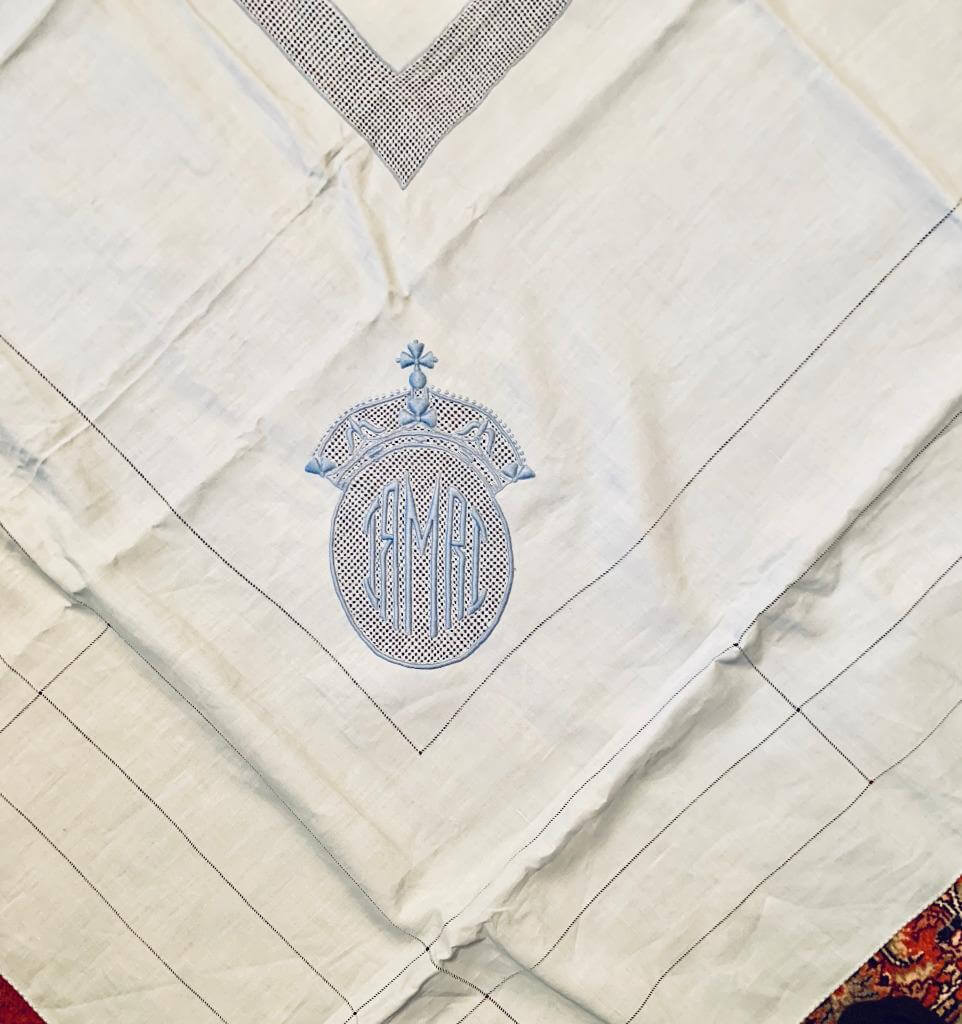 British Queen Mary Ciphered Linen Set