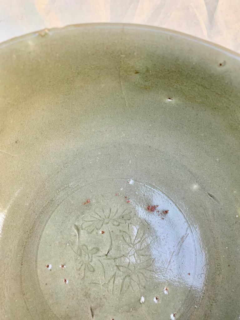 Song/Yuan Dynasty Longquan Celadon Bowl