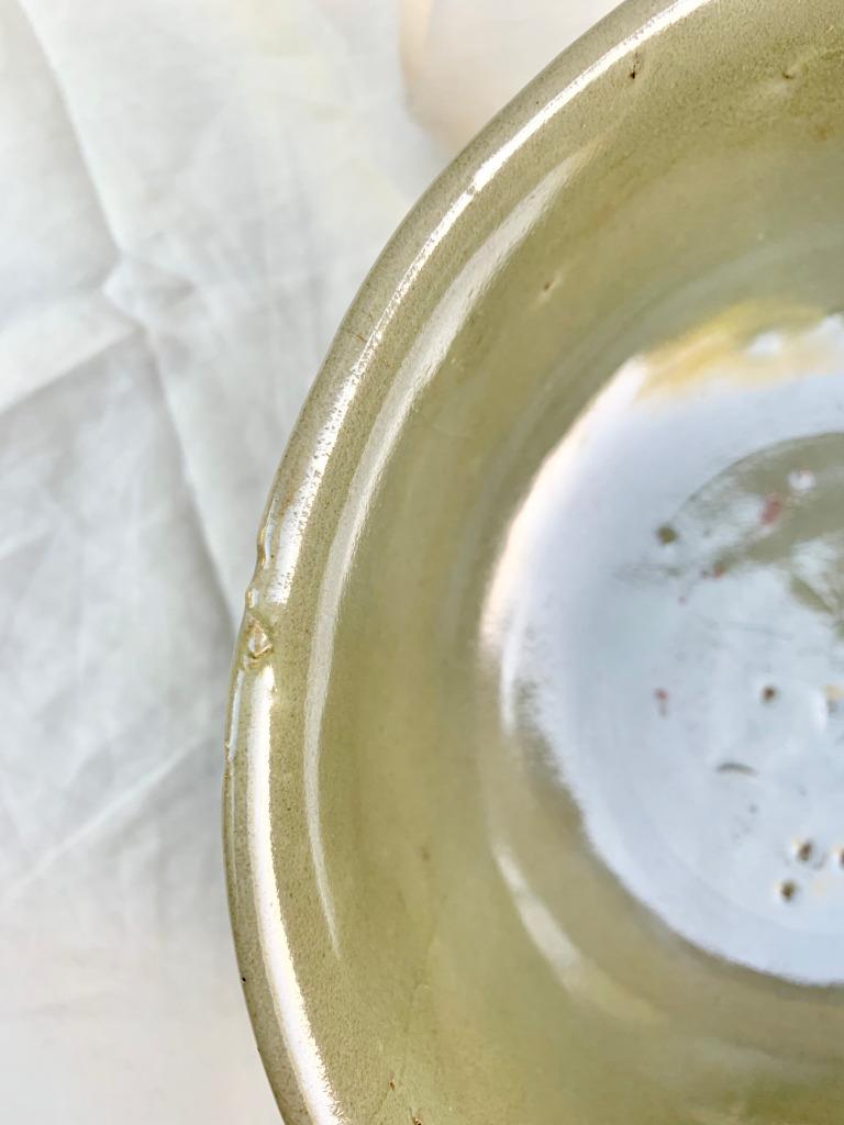 Song/Yuan Dynasty Longquan Celadon Bowl