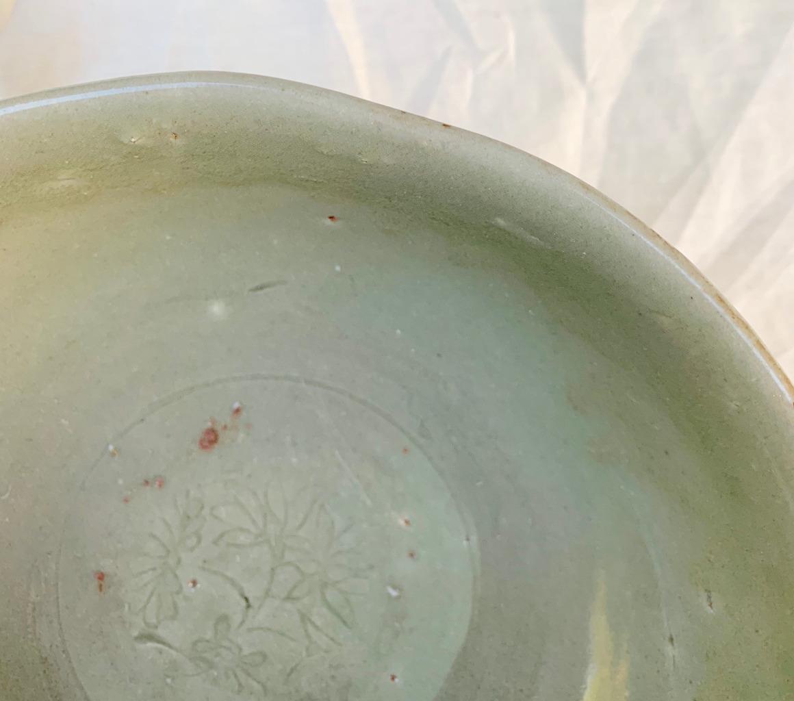 Song/Yuan Dynasty Longquan Celadon Bowl