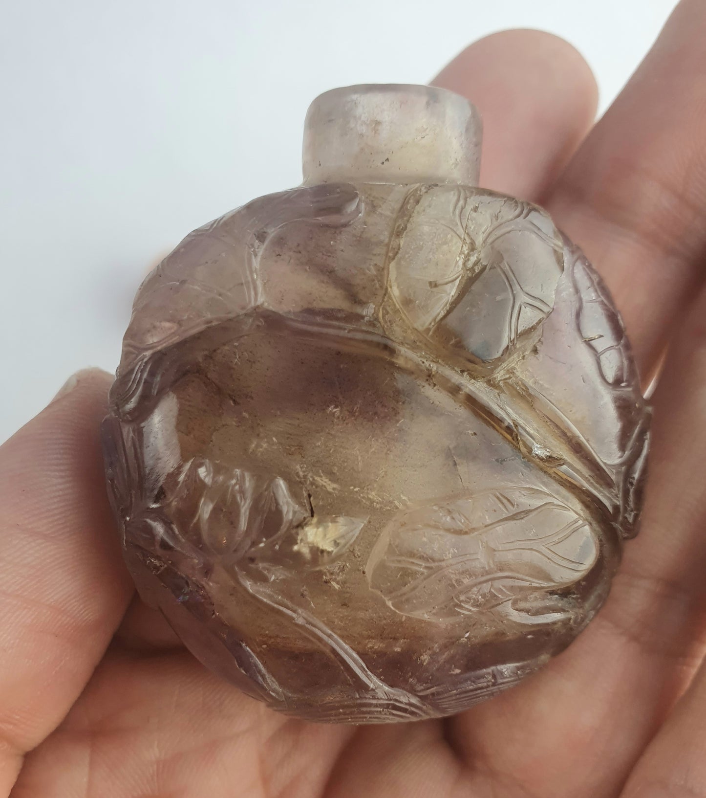 Chinese Qing Amethyst Snuff Bottle