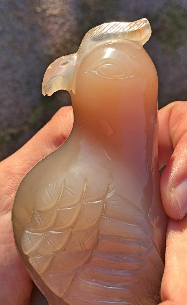 Chinese Qing Dynasty Pair of Jade Parrots